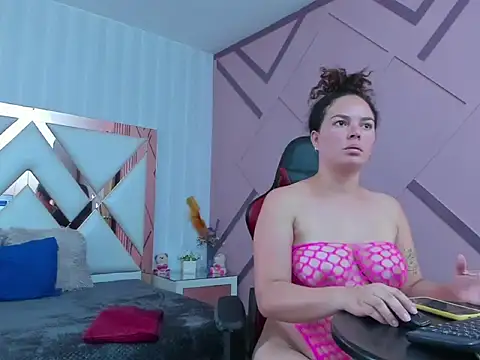 Snapshot of ZamanthaJhones chatting on 02/27/26, 07:14 ZamanthaJhones online show from 02/27/26, 07:14