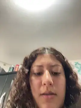 Snapshot of lizzy_luminair chatting on 02/02/26, 05:11 lizzy luminair online show from 02/02/26, 05:11