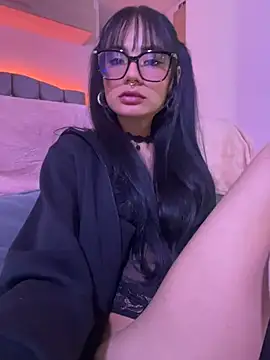 Snapshot of _Lucycherry chatting on 02/03/26, 04:43 Lucycherry online show from 02/03/26, 04:43