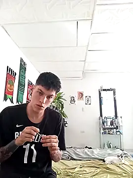 blackninja66 online show from 04/01/26, 01:52