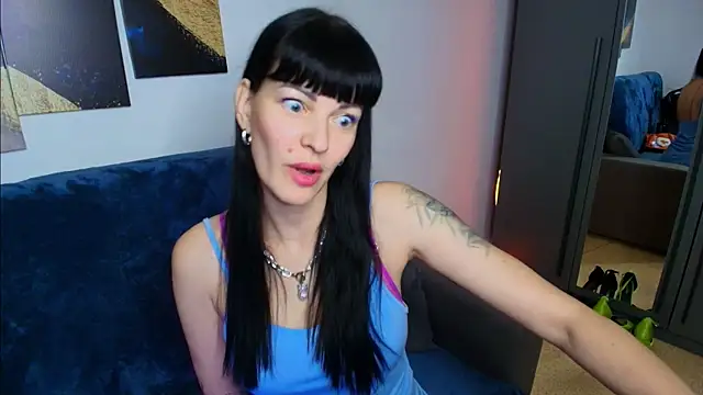 Agata  Moore online show from 05/31/26, 01:36