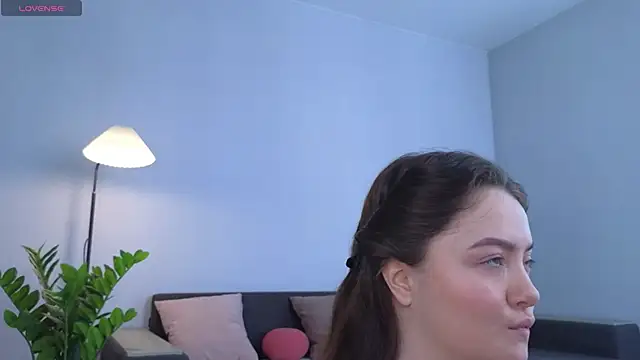 MillaKowal online show from 02/25/26, 06:23