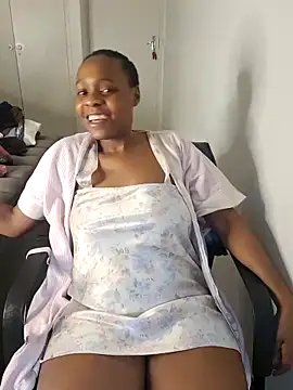 Snapshot of Barbieee1301 chatting on 02/24/26, 03:59 Barbieee1301 online show from 02/24/26, 03:59