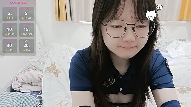 Snapshot of weiwei4999 chatting on 03/15/26, 07:14 weiwei4999 online show from 03/15/26, 07:14