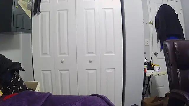 Snapshot of BusyB1983 chatting on 02/24/26, 06:22 BusyB1983 online show from 02/24/26, 06:22