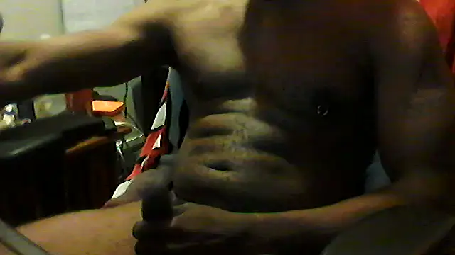 Snapshot of Jsledge87 chatting on 05/19/26, 04:41 Jsledge87 online show from 05/19/26, 04:41