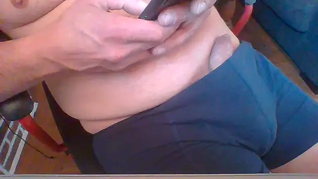 Snapshot of ludowrss chatting on 07/04/26, 10:54 ludowrss online show from 07/04/26, 10:54