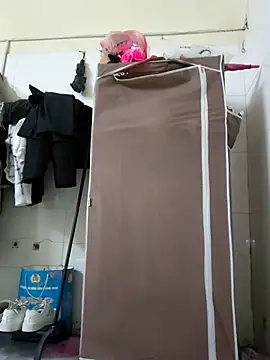 Pinks cool online show from 03/12/26, 06:30