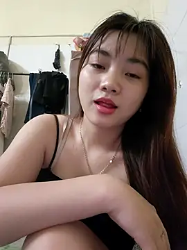 Snapshot of Pinks_cool chatting on 04/24/26, 08:28 Pinks cool online show from 04/24/26, 08:28