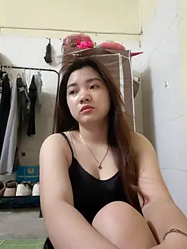 Snapshot of Pinks_cool chatting on 05/06/26, 03:17 Pinks cool online show from 05/06/26, 03:17
