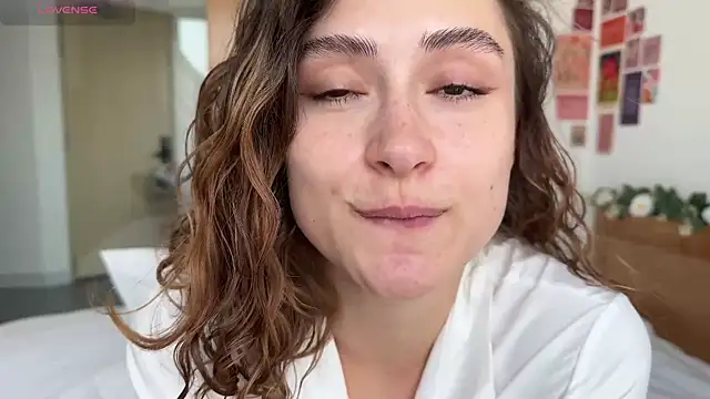 cutiemari online show from 04/10/26, 04:39