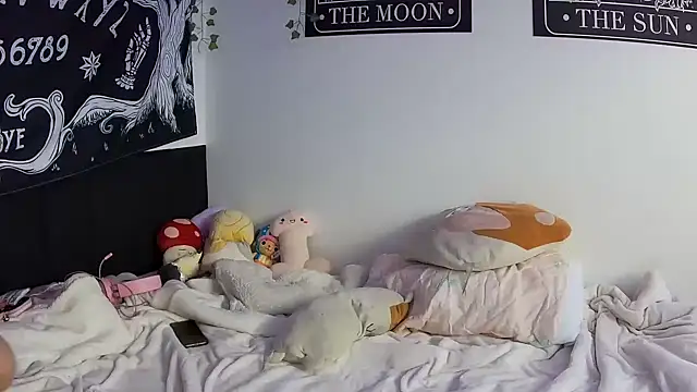 Snapshot of ariane_kimiko chatting on 03/05/26, 09:00 ariane kimiko online show from 03/05/26, 09:00