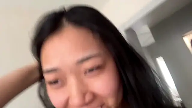 SweetMiaXO online show from 03/25/26, 10:16