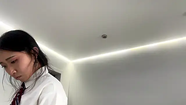 SweetMiaXO online show from 03/28/26, 06:13