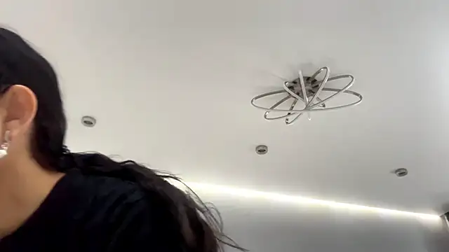 SweetMiaXO online show from 03/30/26, 10:22