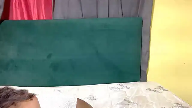 TallHornyTrans online show from 04/13/26, 09:09