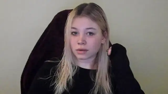 Snapshot of Lulu_Di chatting on 02/12/26, 12:16 Lulu Di online show from 02/12/26, 12:16