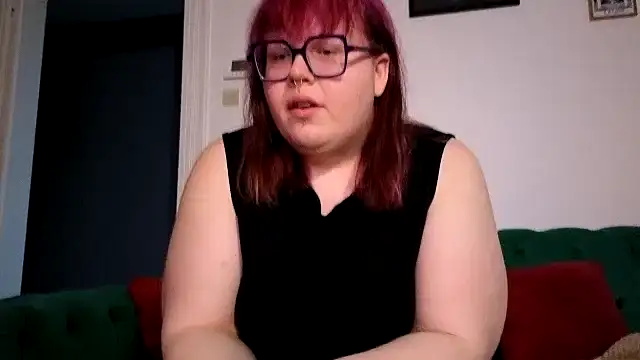 ProfaneHekate online show from 02/02/26, 04:17