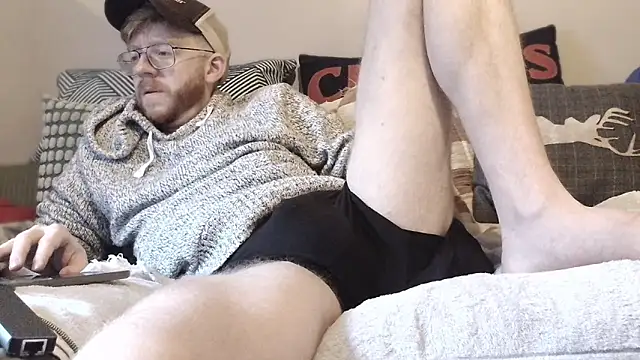 Snapshot of Gingerxl8 chatting on 02/21/26, 04:30 Gingerxl8 online show from 02/21/26, 04:30