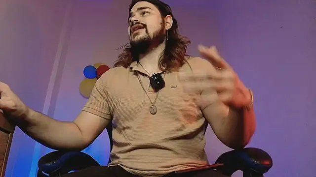 Snapshot of Derek_Vow chatting on 07/14/26, 10:37 Derek Vow online show from 07/14/26, 10:37