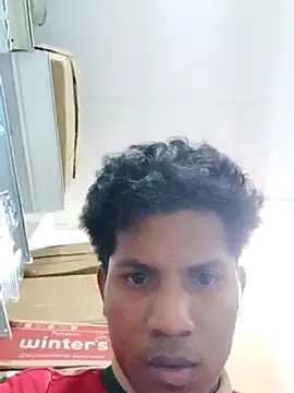 Snapshot of vergonahah chatting on 01/18/26, 09:29 vergonahah online show from 01/18/26, 09:29