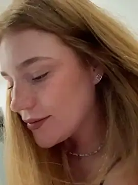 Snapshot of SunnyGrin chatting on 02/24/26, 06:39 SunnyGrin online show from 02/24/26, 06:39