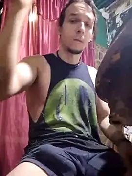 Snapshot of AxelFrost chatting on 02/12/26, 01:06 AxelFrost online show from 02/12/26, 01:06