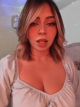 Snapshot of BellaDonna_16 chatting on 02/21/26, 04:02 BellaDonna 16 online show from 02/21/26, 04:02