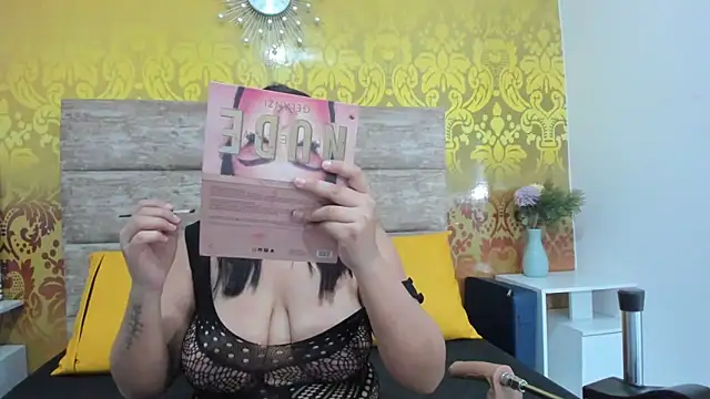 Snapshot of elianacollins23 chatting on 02/10/26, 02:59 elianacollins23 online show from 02/10/26, 02:59