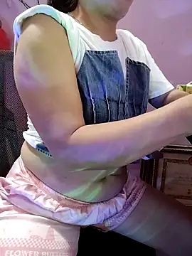 JordanXo 69 online show from 04/12/26, 08:08