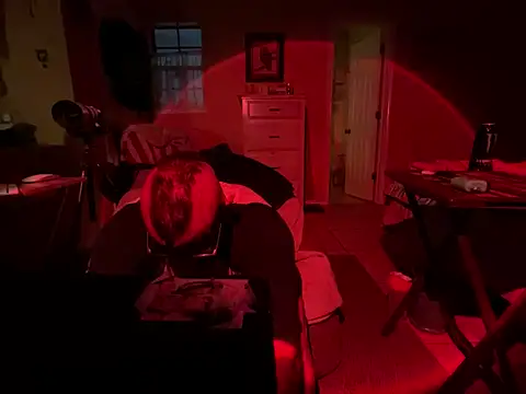 Snapshot of daddydonkey84 chatting on 02/18/26, 04:52 daddydonkey84 online show from 02/18/26, 04:52