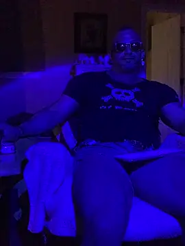 Snapshot of daddydonkey84 chatting on 03/02/26, 05:08 daddydonkey84 online show from 03/02/26, 05:08