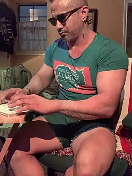 Snapshot of daddydonkey84 chatting on 03/03/26, 05:57 daddydonkey84 online show from 03/03/26, 05:57