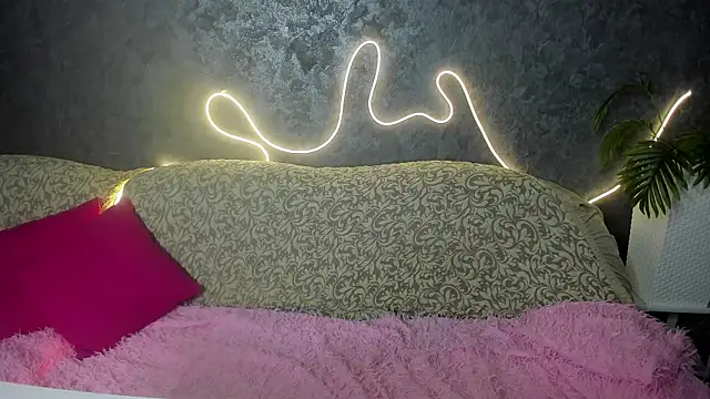 Dream Olivia online show from 05/20/26, 02:51
