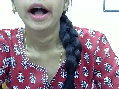 Kulsum S online show from 05/06/26, 01:05