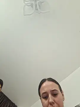 Snapshot of MavisReeve chatting on 02/05/26, 06:34 MavisReeve online show from 02/05/26, 06:34