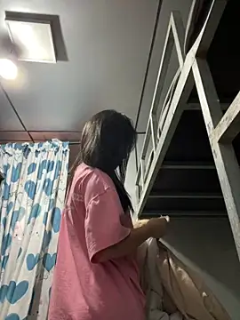 Lyn-be99 online show from 04/03/26, 01:25