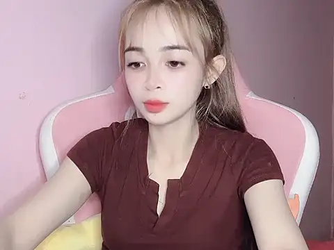 Emily031 online show from 02/15/26, 05:31