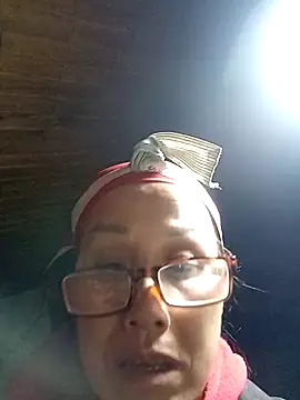 Snapshot of yoyosexy11 chatting on 02/11/26, 02:33 yoyosexy11 online show from 02/11/26, 02:33