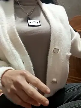 Kowew-nkie online show from 02/12/26, 01:44