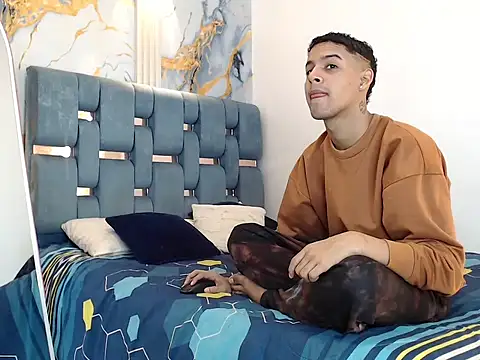 Sexy boys hell2 online show from 01/19/26, 01:37