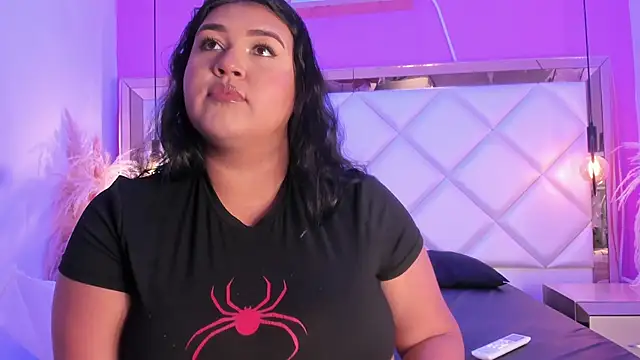 Snapshot of Dojaaiisha chatting on 02/12/26, 11:33 Dojaaiisha online show from 02/12/26, 11:33