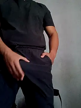 Ryzca online show from 04/10/26, 04:33