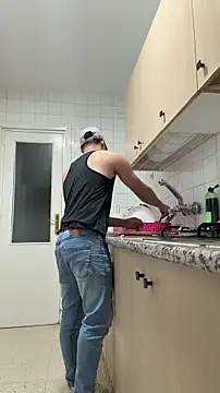 Snapshot of Massimo_Fiore chatting on 02/03/26, 08:36 Massimo Fiore online show from 02/03/26, 08:36