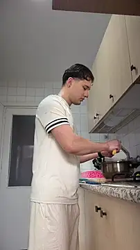 Snapshot of Massimo_Fiore chatting on 02/08/26, 02:09 Massimo Fiore online show from 02/08/26, 02:09