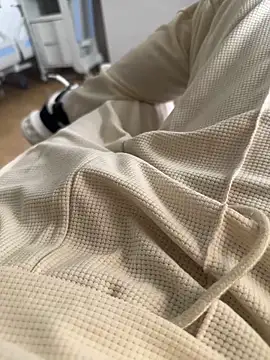 Snapshot of CrsCristi02 chatting on 02/11/26, 12:54 CrsCristi02 online show from 02/11/26, 12:54