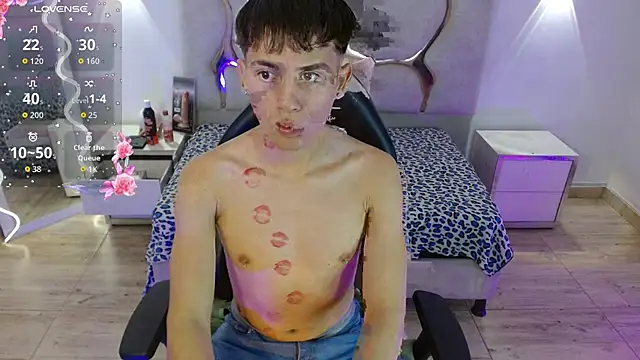 Snapshot of EVAN_TAY chatting on 02/04/26, 03:12 EVAN TAY online show from 02/04/26, 03:12