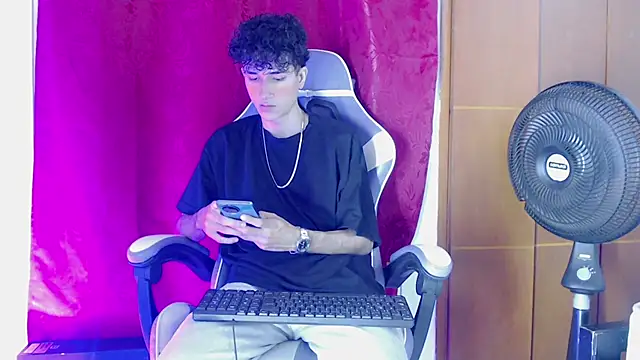 Johnny cagee  online show from 02/07/26, 11:30