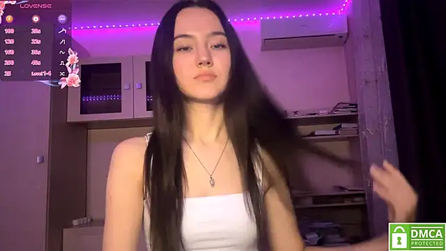 Kiaicatie online show from 06/15/26, 05:04