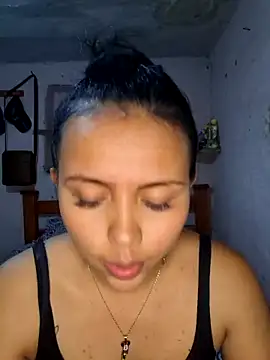 Daniela Cruz  online show from 02/25/26, 11:14